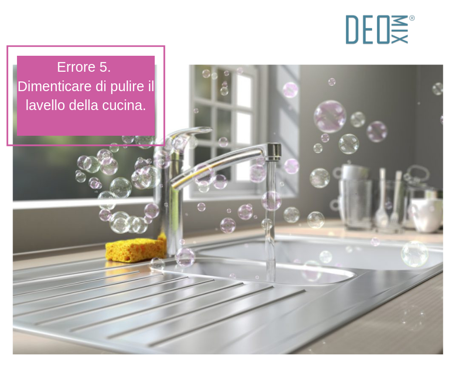 Pulire lavello cucina